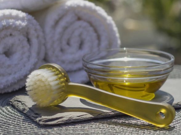 Proprietà cosmetiche dell’olio di oliva (da Cure-Naturali.it)